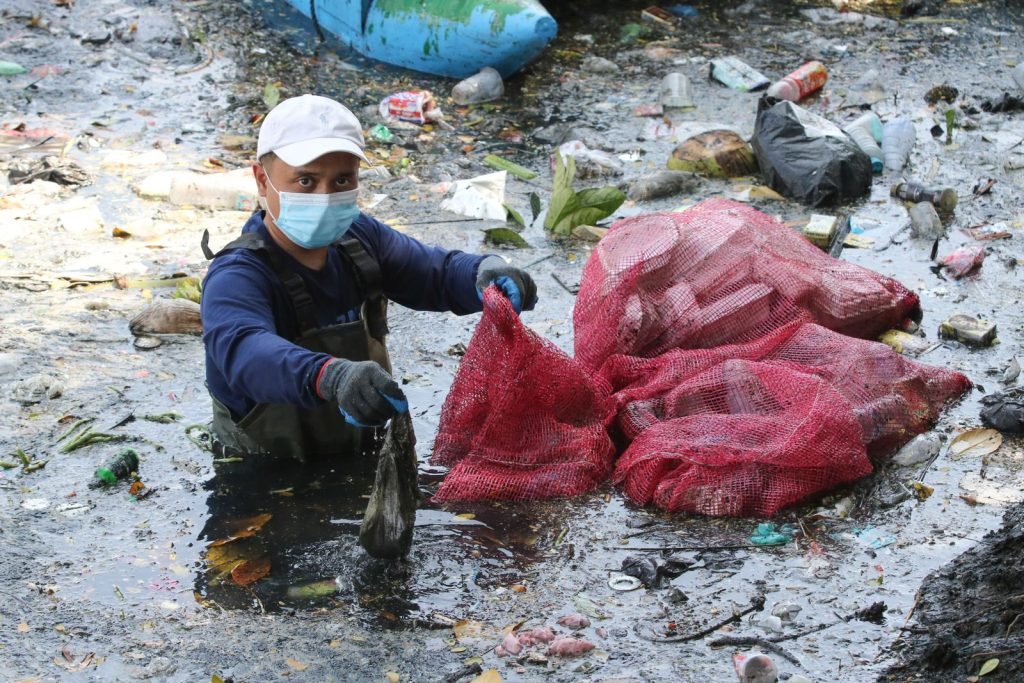 Ecoton Foundation - Aksi Bersih Sungai